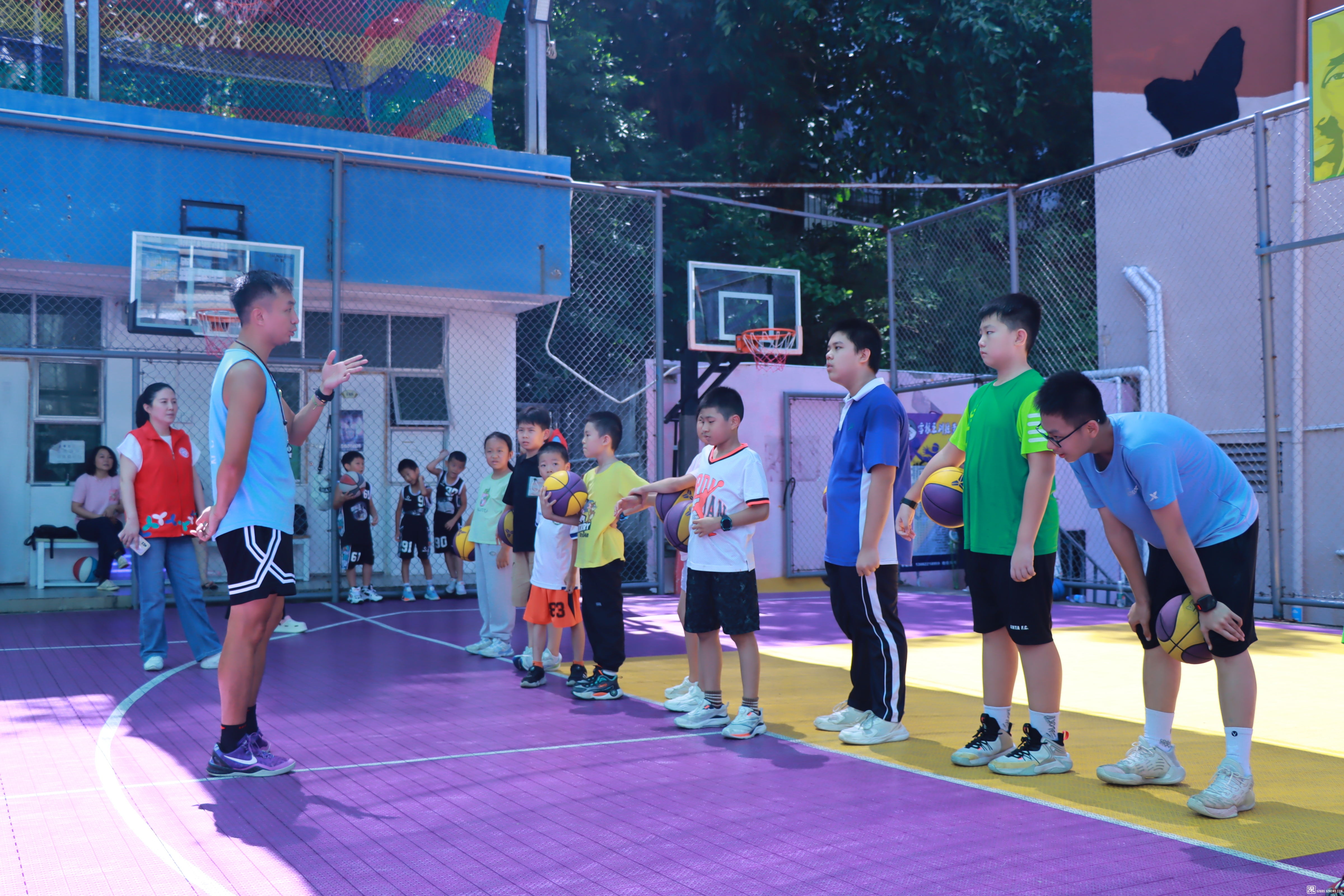 互联网平台助力青少年篮球技能比赛全民覆盖，激发青少年兴趣的简单介绍